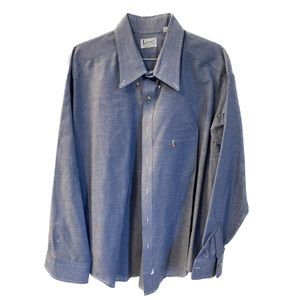 Laurens Shirtmakers chambray button down with excellent detailing.
